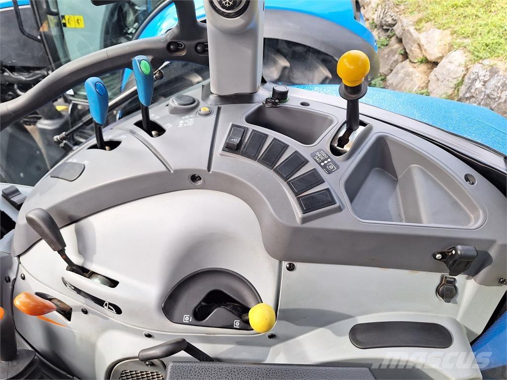 New Holland T 5.85 Трактори