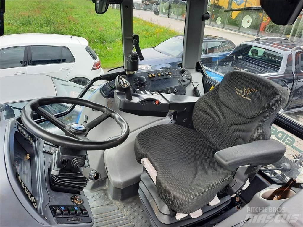 New Holland TVT 190 Трактори