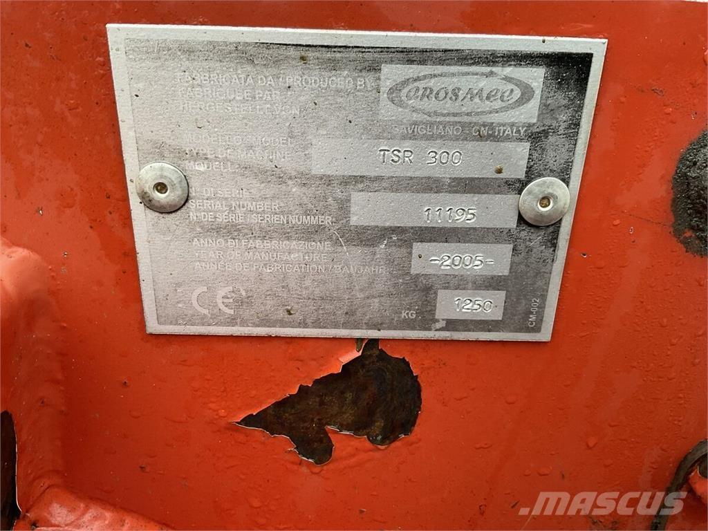 Omarv TSR 300 Газонні і лукові косилки