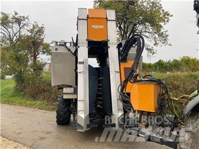 Pellenc 8090 Збиральна машина для винограду