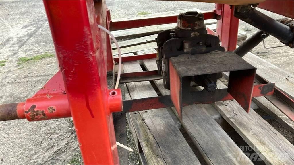 Rau D1 800 Причіпні обприскувачі