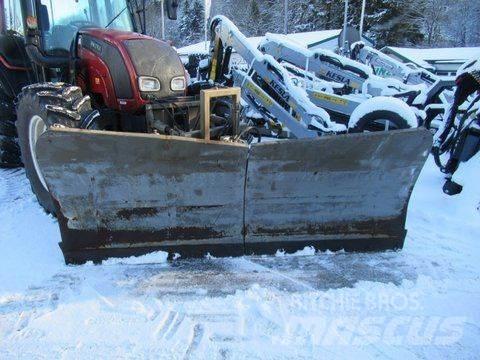  Schilcher 2704 Снігоочищувальні ножі та плуги