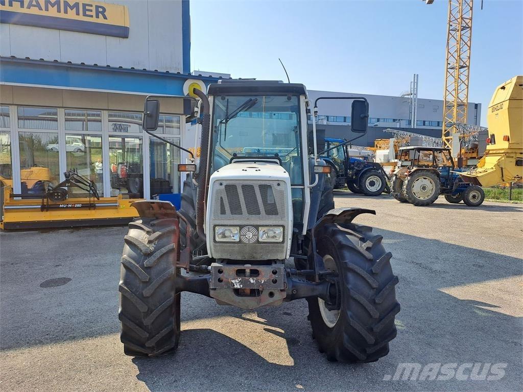 Steyr 667 A T Трактори