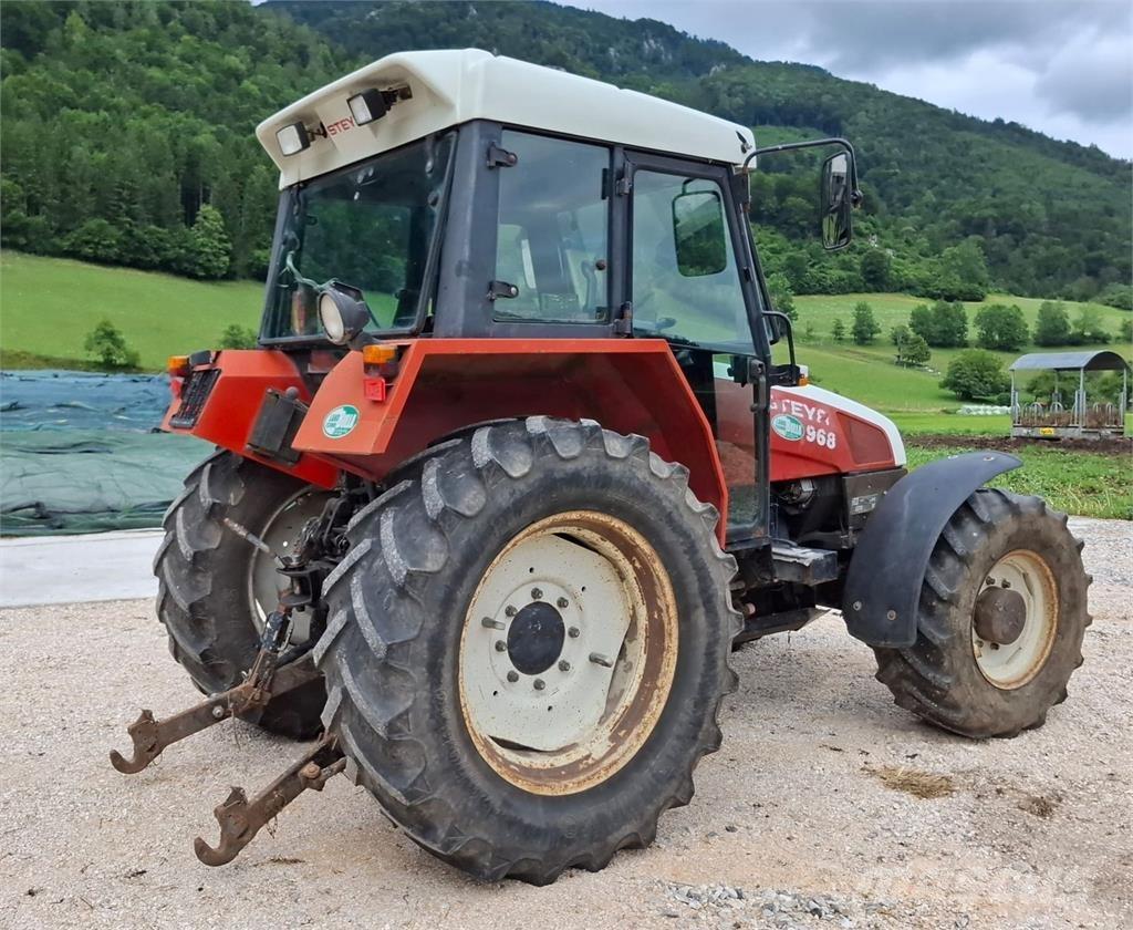 Steyr 968 M A Трактори
