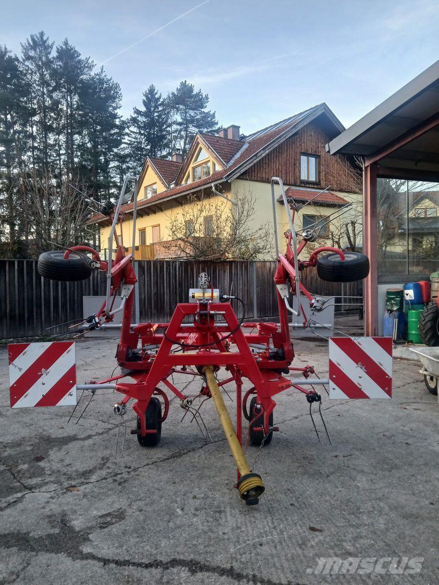 Stoll Z 455 Hydro Граблі і сінозворушувачі