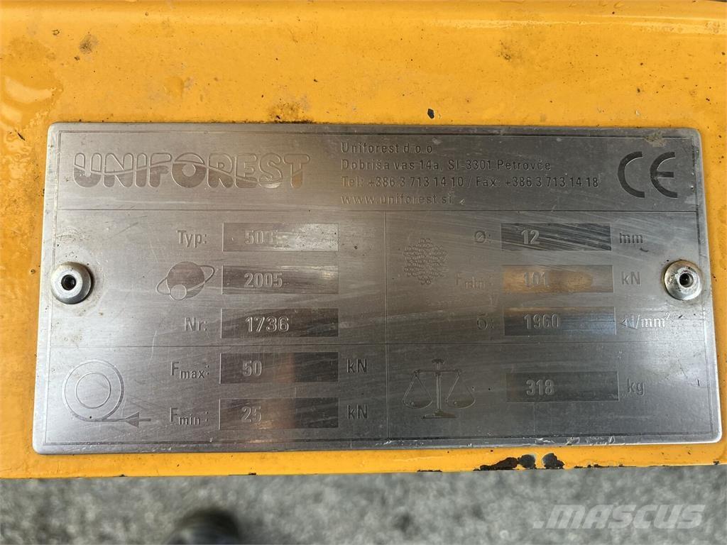 Uniforest 50E Лебідки