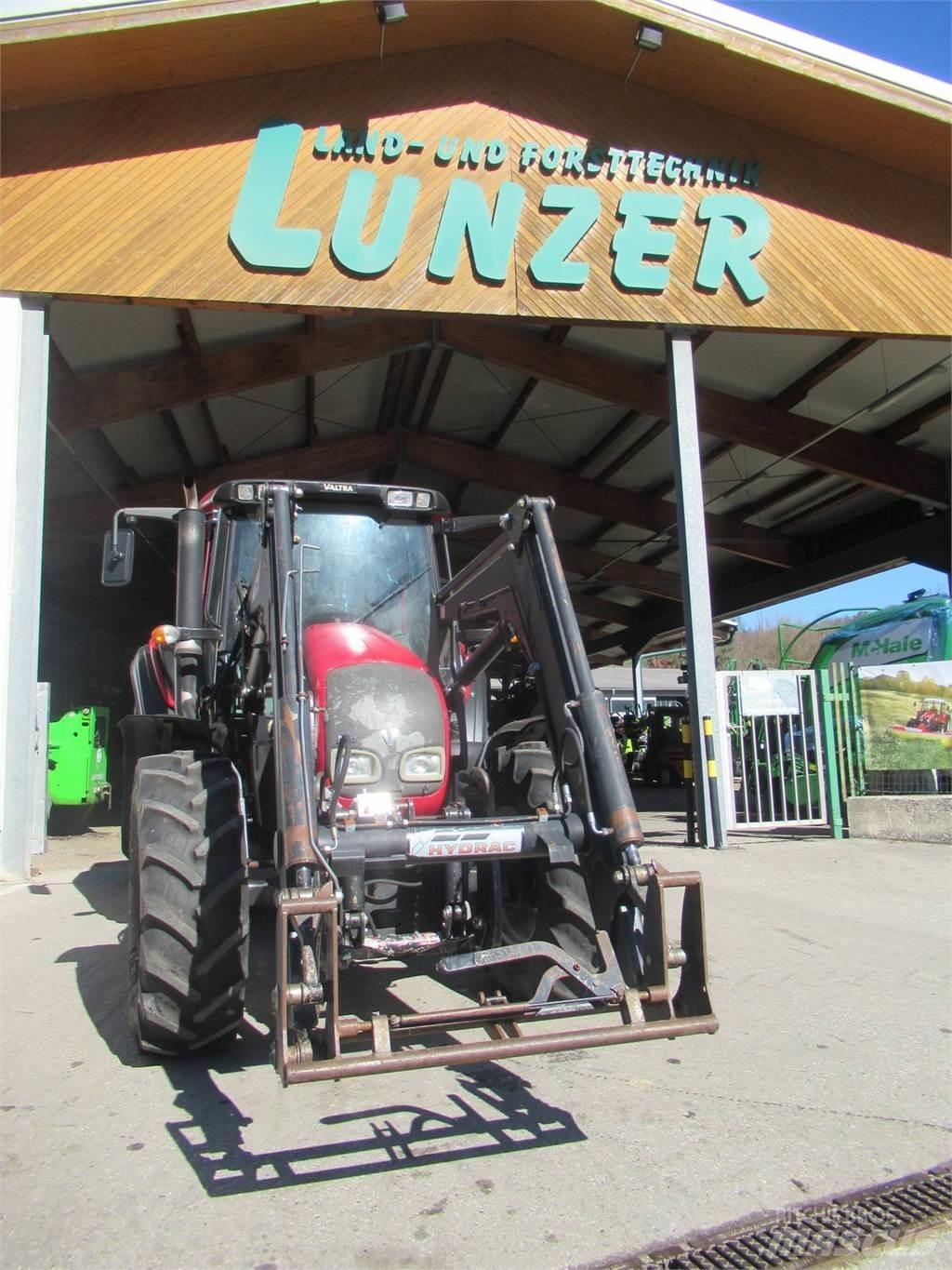 Valtra N 92 Hi Tech Трактори