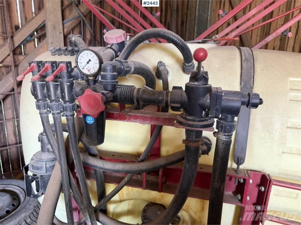 Hardi 800L 12m Виноградний обприскувач