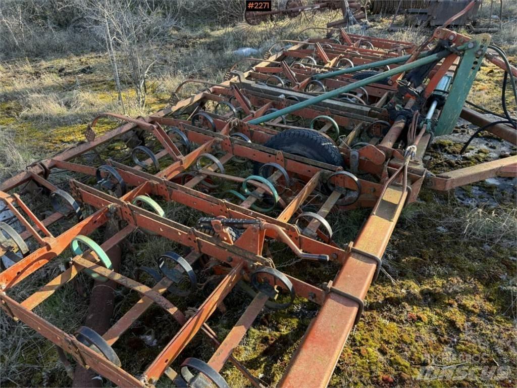 Kverneland Harv Інші землеоброблювальні машини і додаткове обладнання