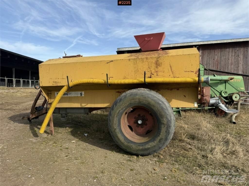 Olby 8B3 Розсіювачі гною