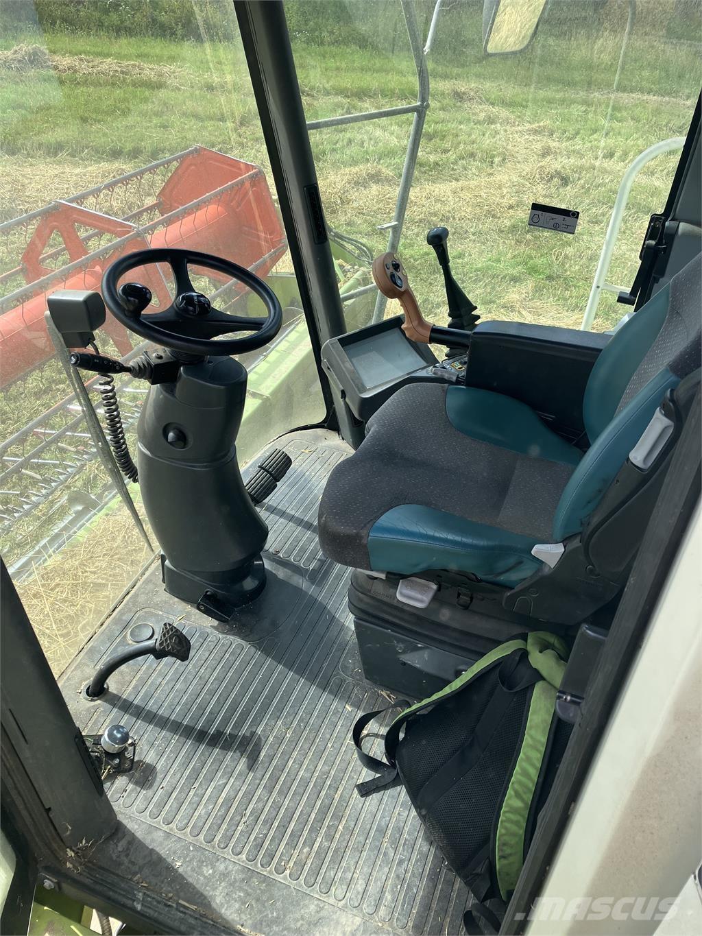 Claas 450 Зернозбиральні комбайни