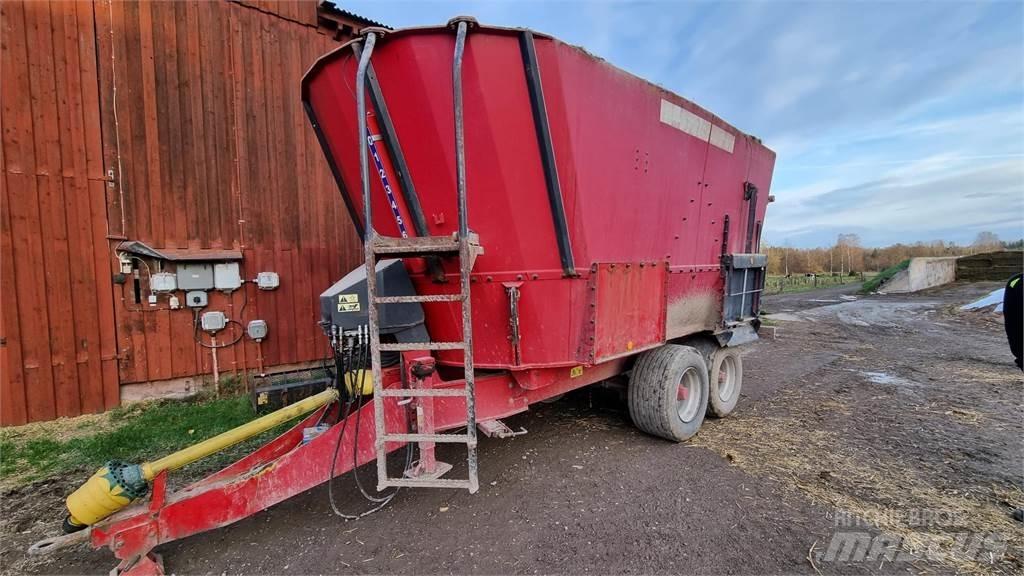 JF VM 22-2 Кормові вагони
