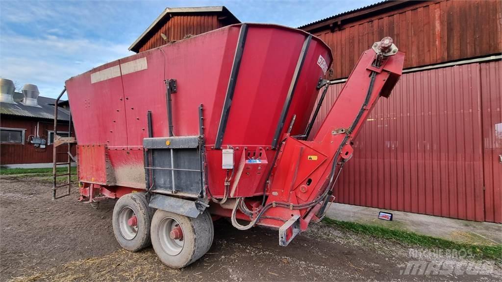 JF VM 22-2 Кормові вагони