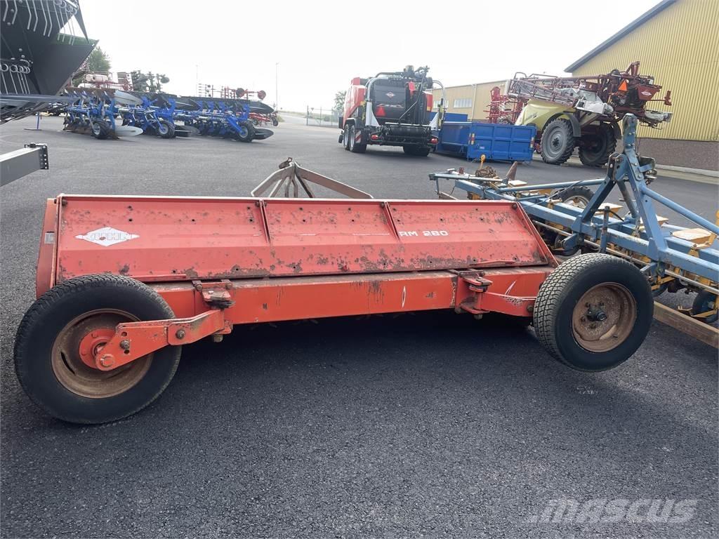 Kuhn BP28 Інше обладнання для фуражних комбайнів