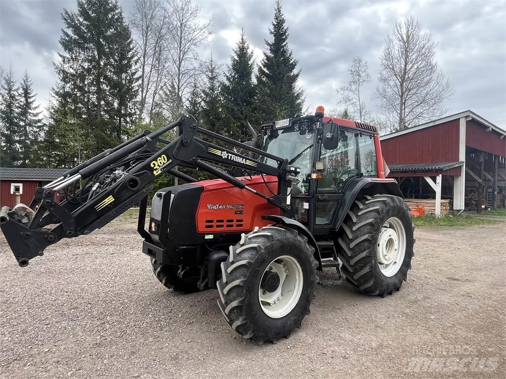 Valtra 6350 Трактори