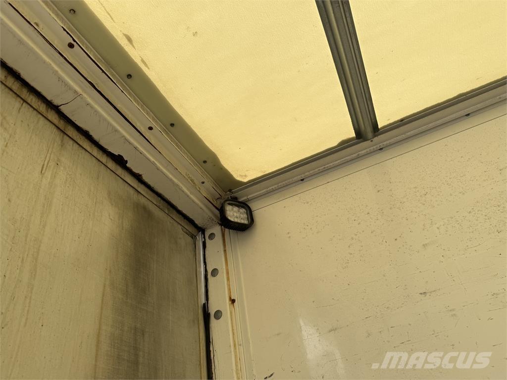 Kel-Berg D100 V Напівпричепи з кузовом-фургоном