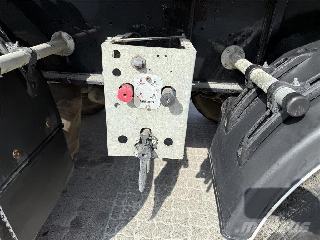 Kel-Berg T220V 23 m³ Напівпричепи-самоскиди