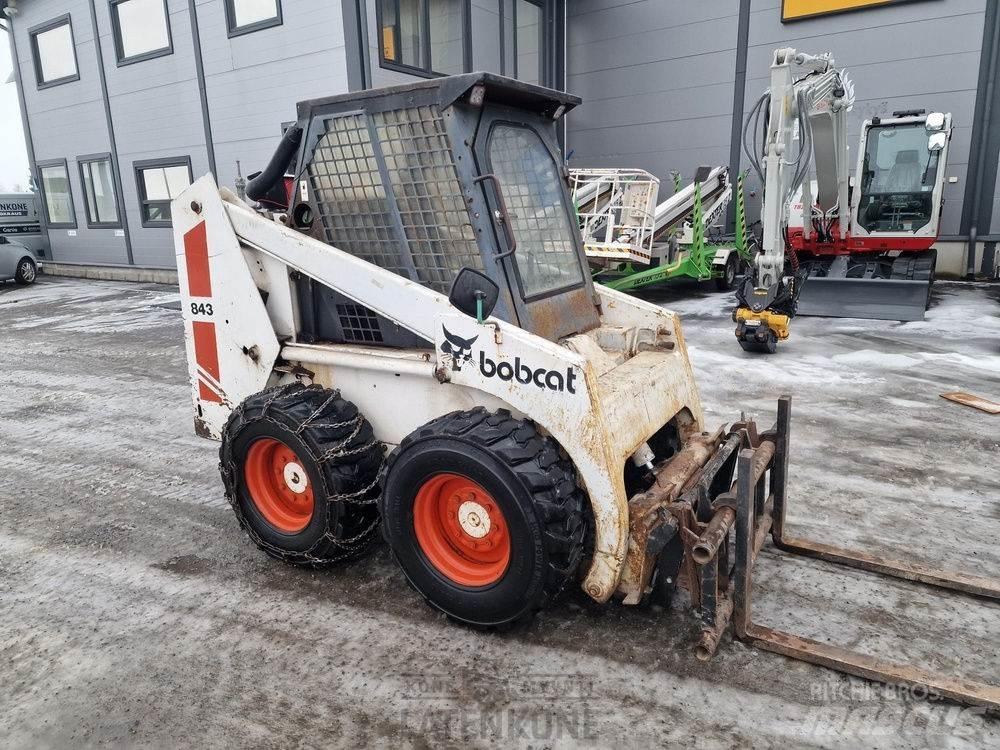Bobcat 843 Міні-навантажувачі
