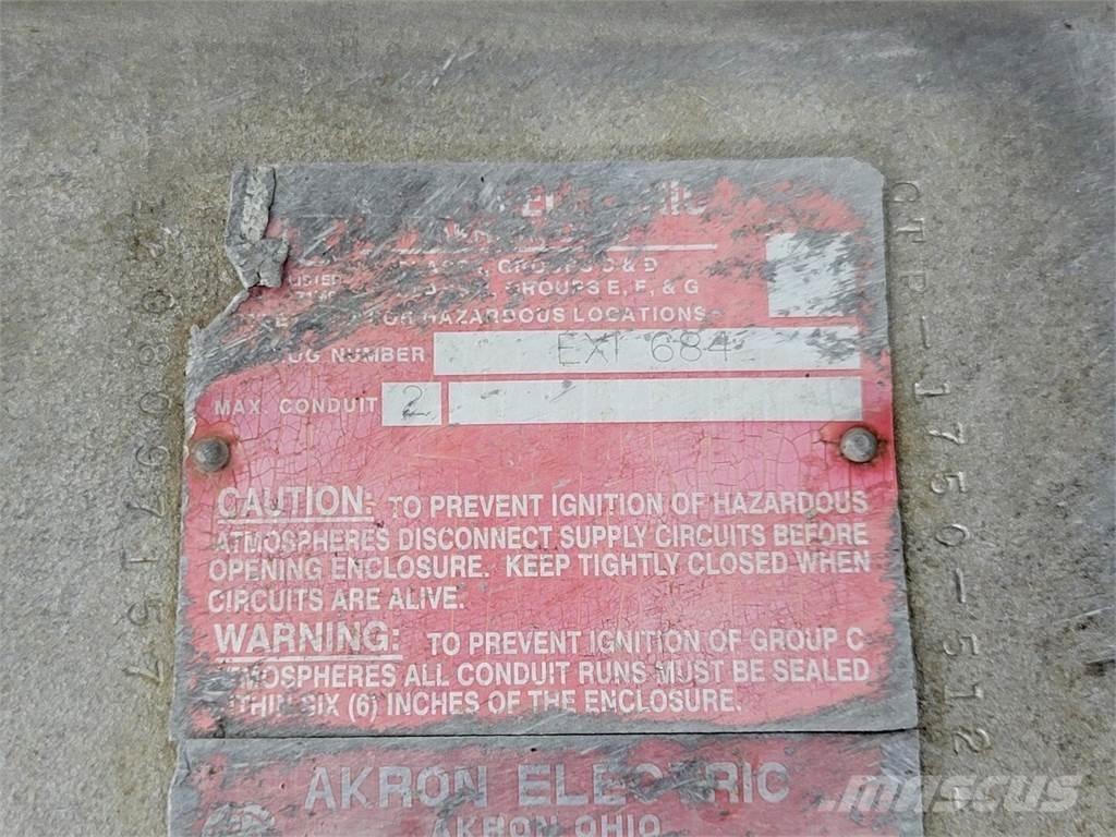 Akron EXI684 Будтехніка - Інші