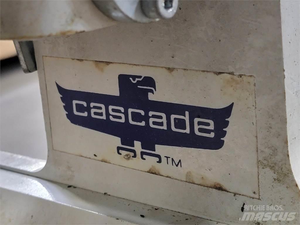Cascade 55E-FDS-2011 Щогли навантажувачів