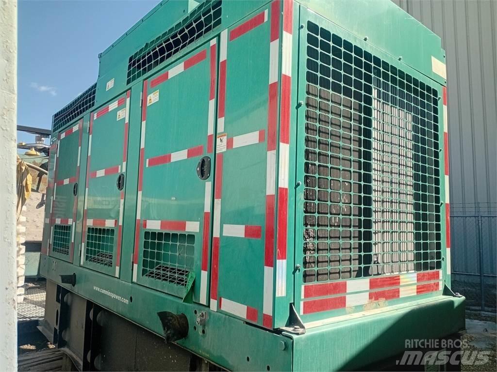 Cummins DFEH-A044V256 Дизельні генератори