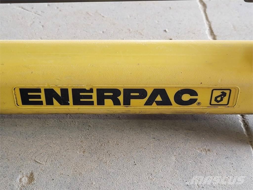  ENERPAC Гідронасоси