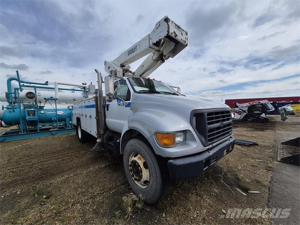 Ford F750 Вантажівки / спеціальні