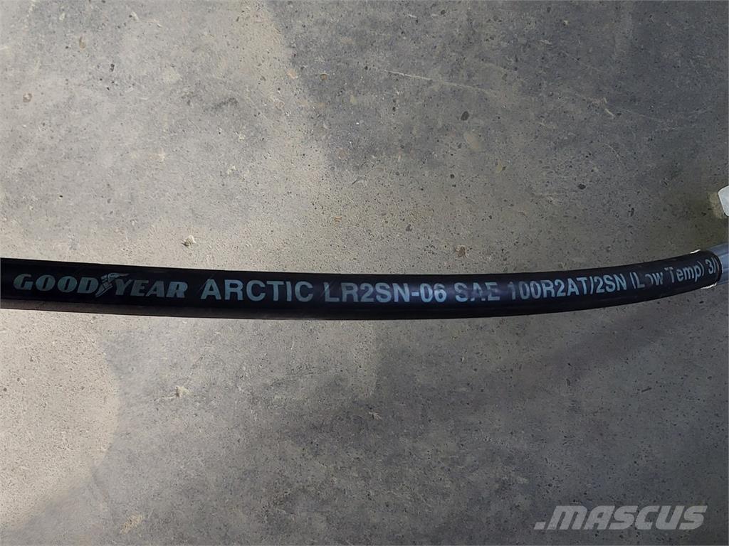 Goodyear 100R2AT/2SN Інше обладнання