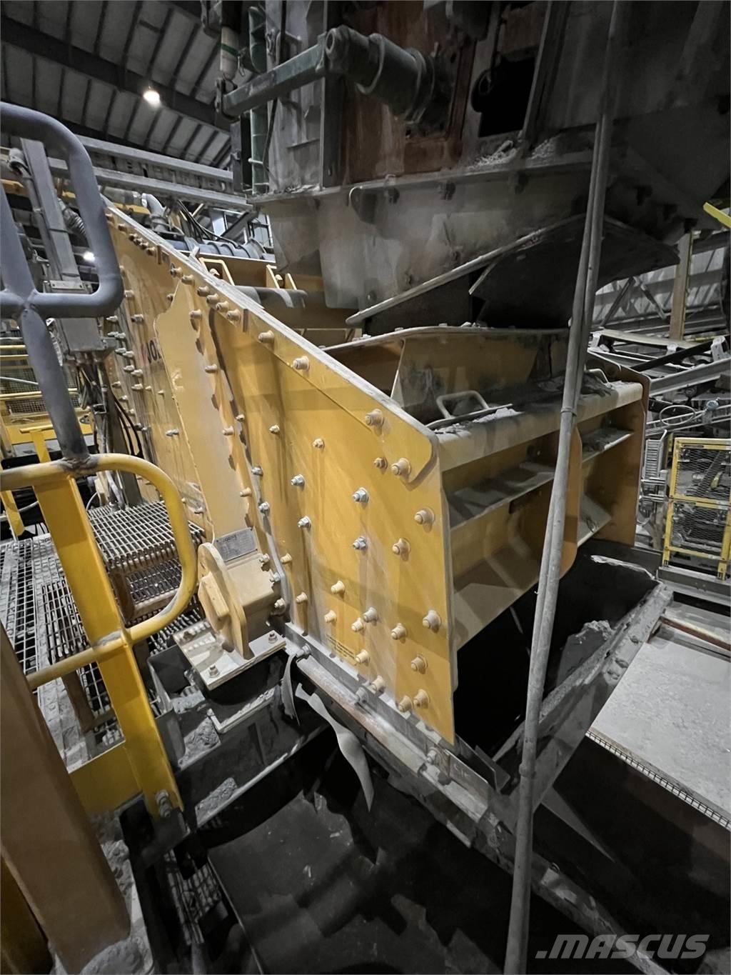  JOEST SUE 1220 X 2450 Миюче обладнання