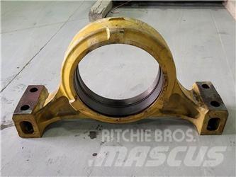 Komatsu 426-46-12166 Колісні бульдозери