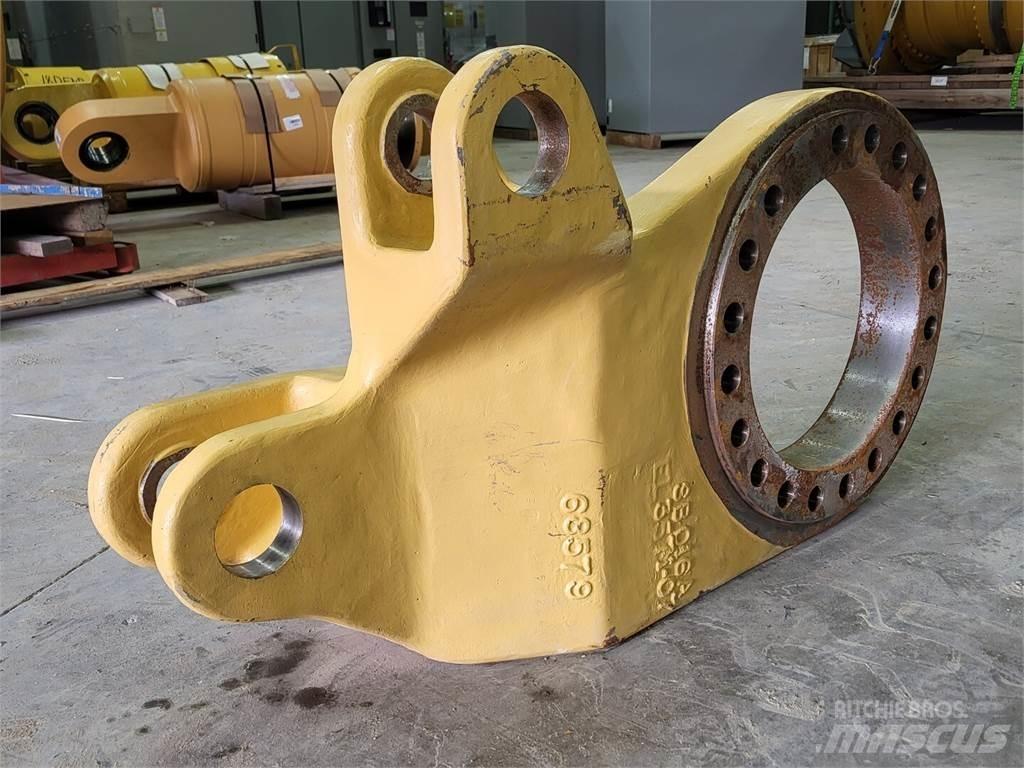 Komatsu 58E-00-02440 Зчленовані самоскиди