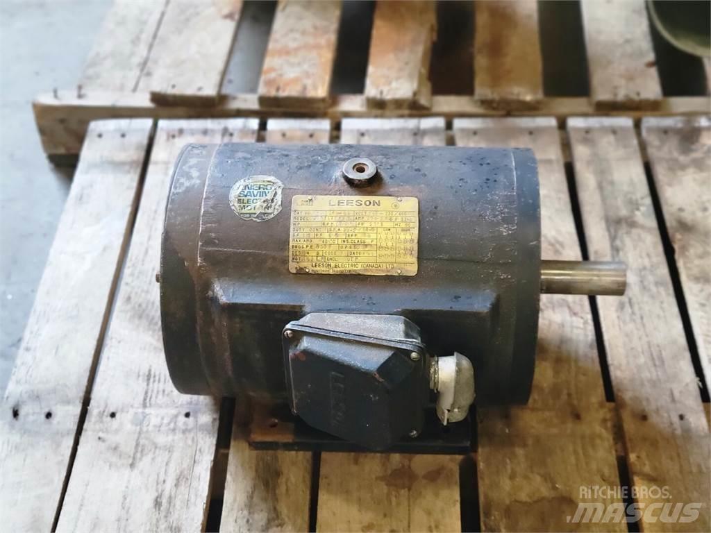  LEESON 215T17DB40 Промислові двигуни