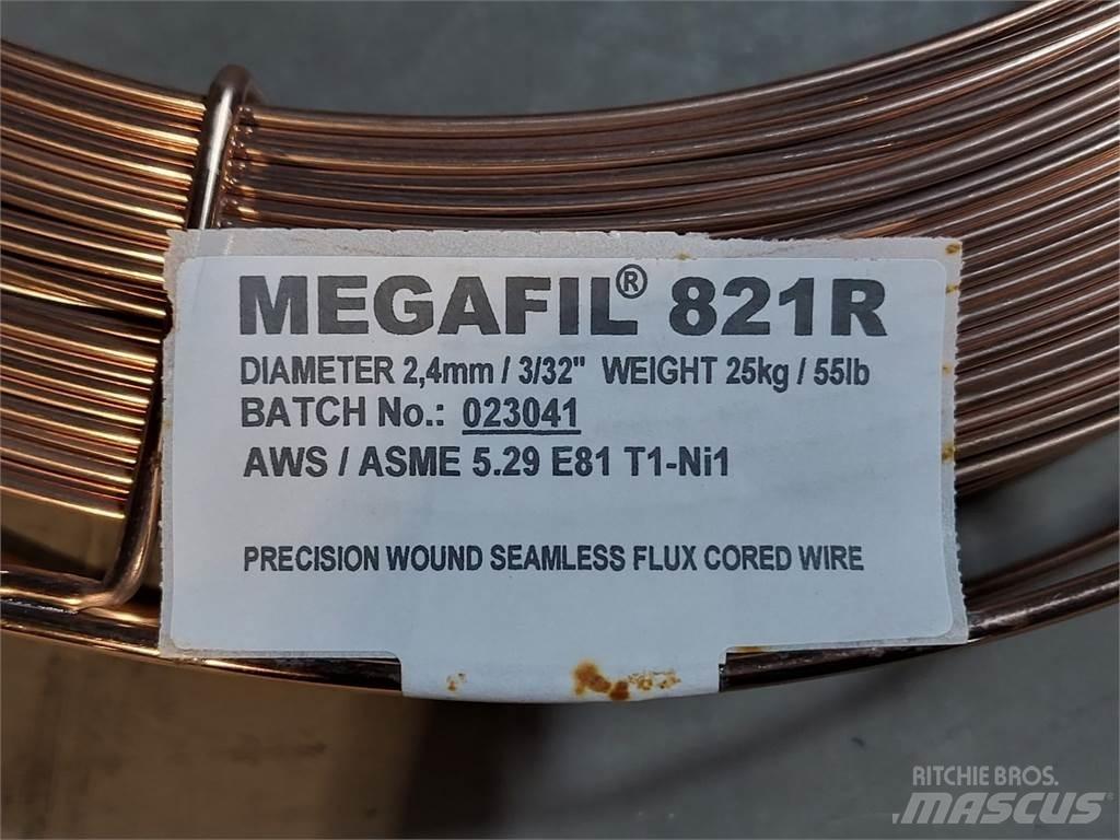  MEGAFIL 821R Зварювальні апарати