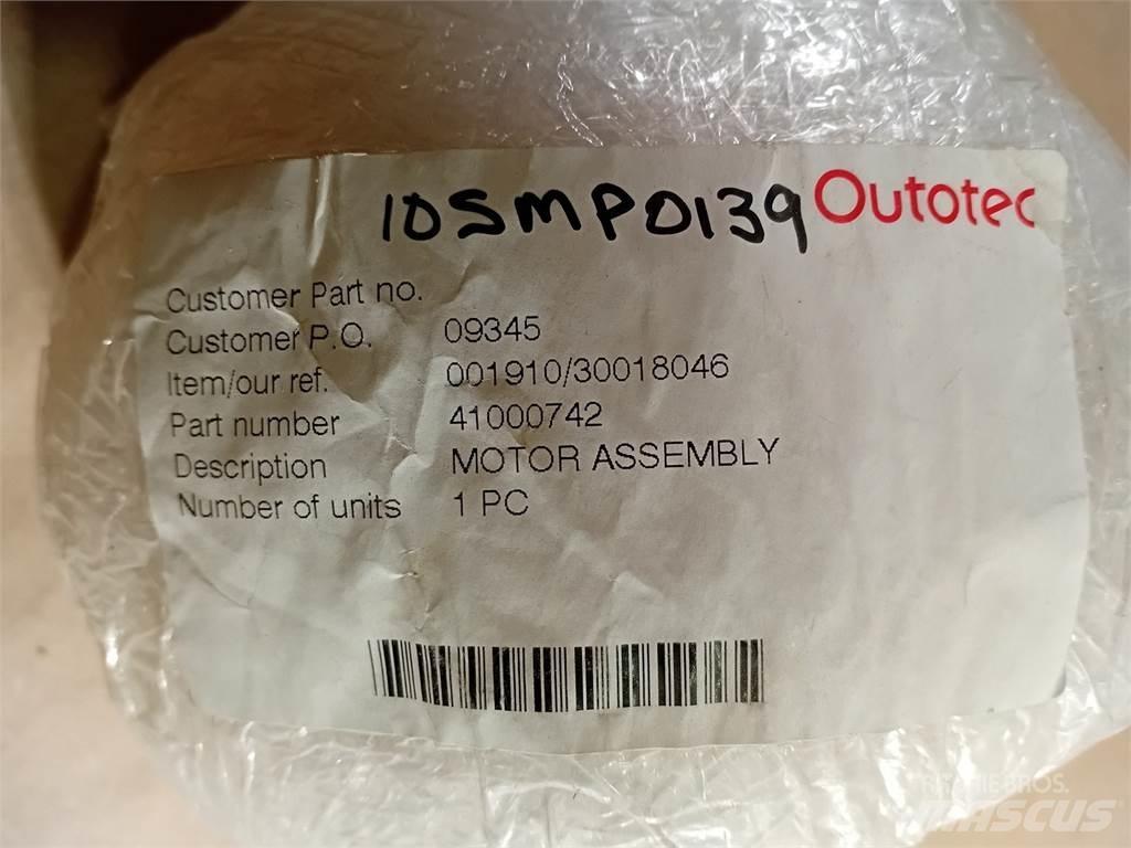  OUTOTEC 41000742 Промислові двигуни