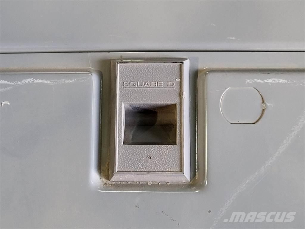  SQUARE D QOC20U100C Будтехніка - Інші