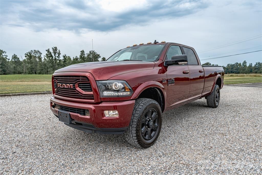 RAM 2500 Вантажівки / спеціальні
