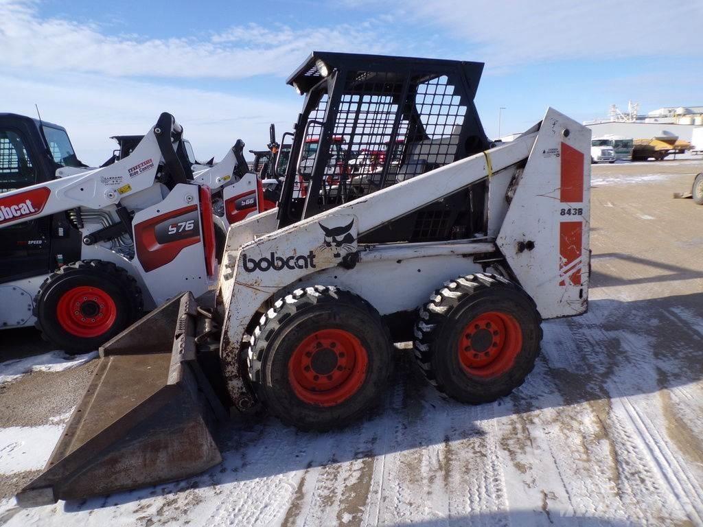 Bobcat 843B Міні-навантажувачі