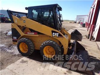 CAT 232 Міні-навантажувачі