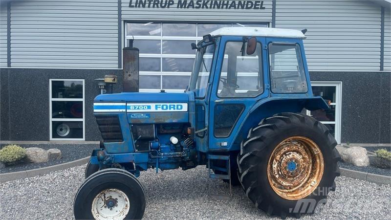 Ford 6700 Трактори