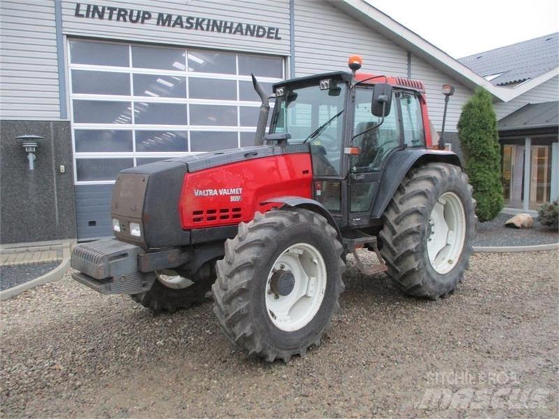 Valmet 8050 Трактори