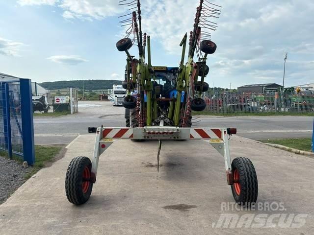 CLAAS Liner 780 Граблі і сінозворушувачі