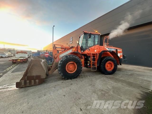 Develon DL350-5 Фронтальні навантажувачі