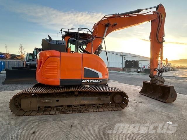 Develon Dx140lcr-5 Гусеничні екскаватори