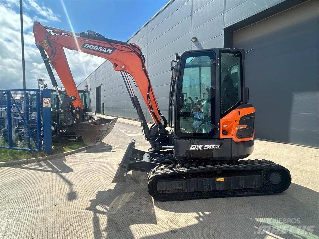 Doosan DX50z Гусеничні екскаватори