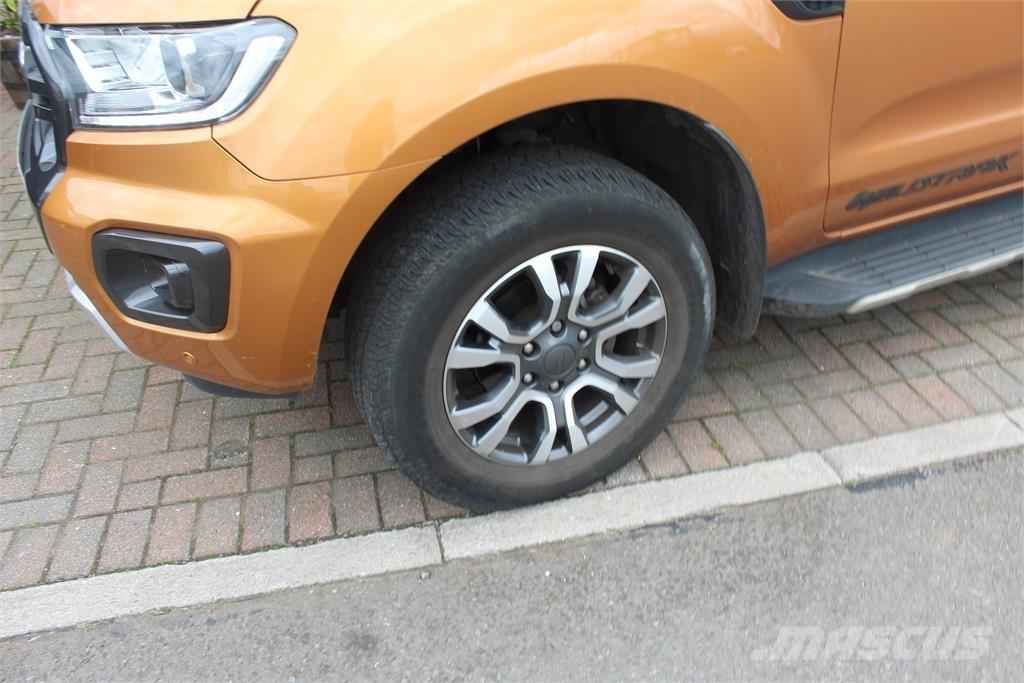 Ford Ranger Wildtrak Пікапи / Бічне розвантаження