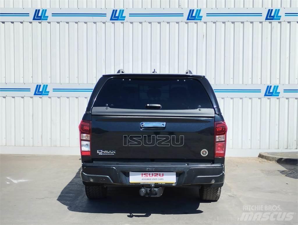 Isuzu Blade Пікапи / Бічне розвантаження