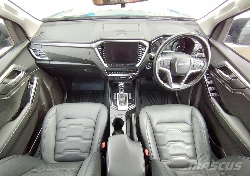 Isuzu DL40 Пікапи / Бічне розвантаження