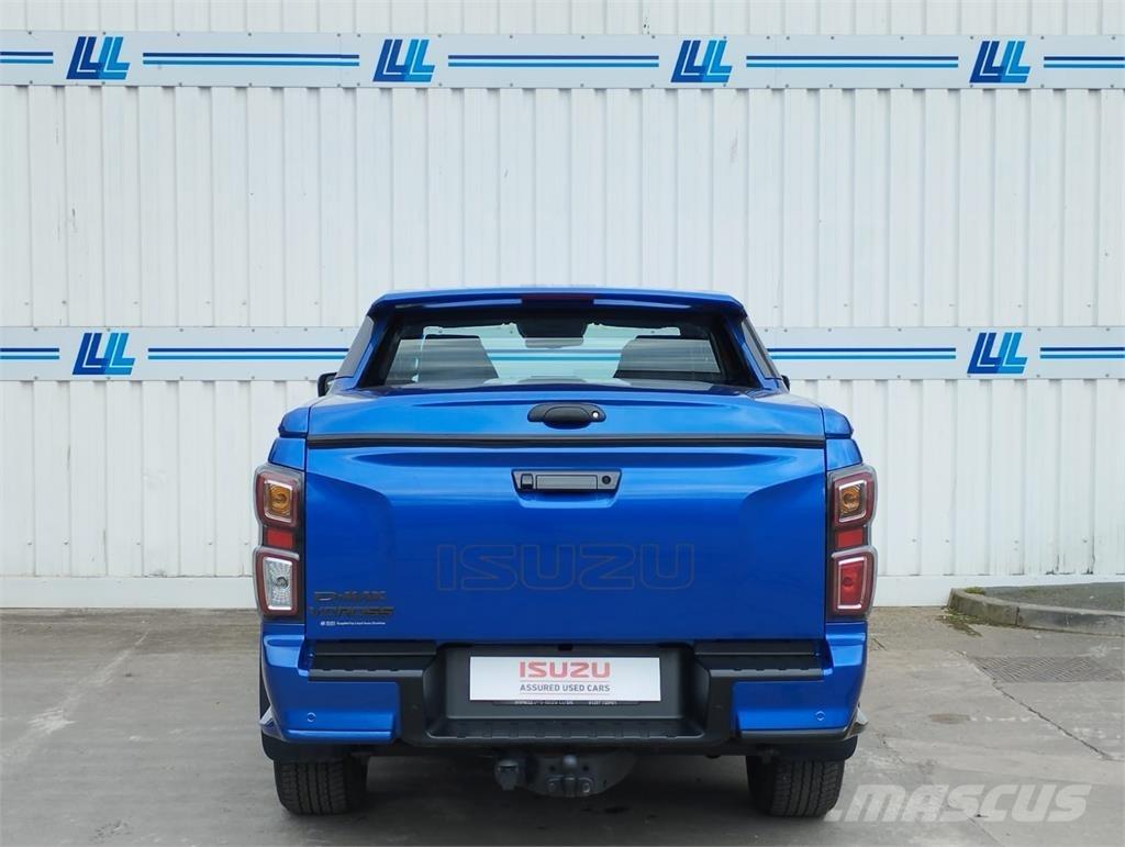 Isuzu V-Cross Пікапи / Бічне розвантаження