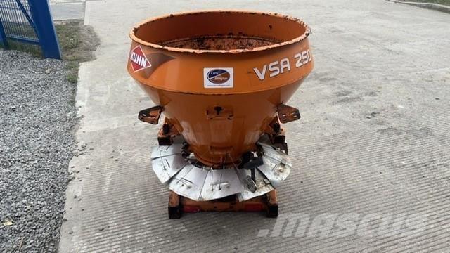 Kuhn Spreader Розсіювач мінеральних добрив