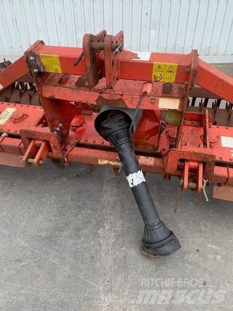 Maschio  Інші землеоброблювальні машини і додаткове обладнання
